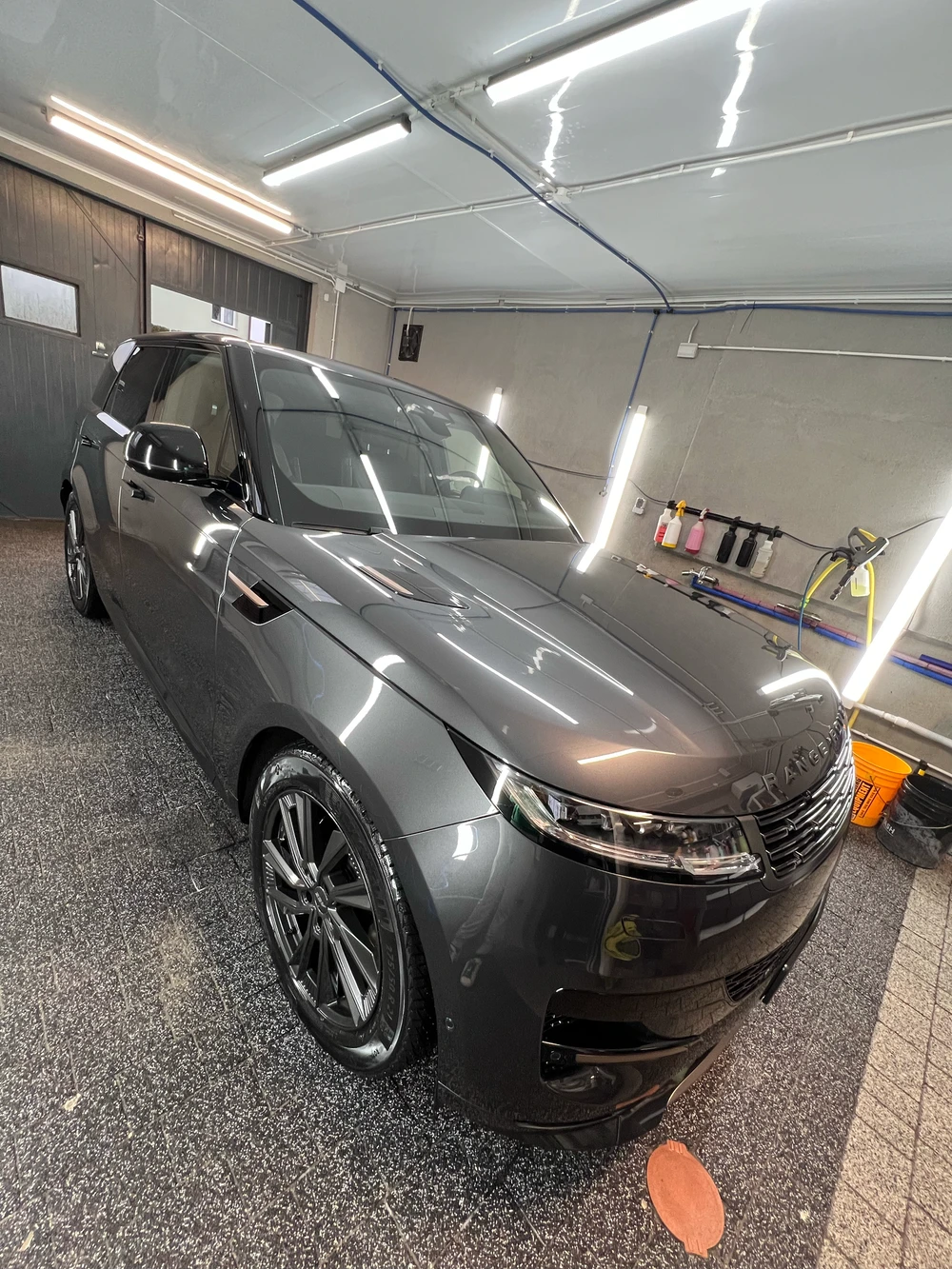 Hydrofobowość powłoki ceramicznej na aucie